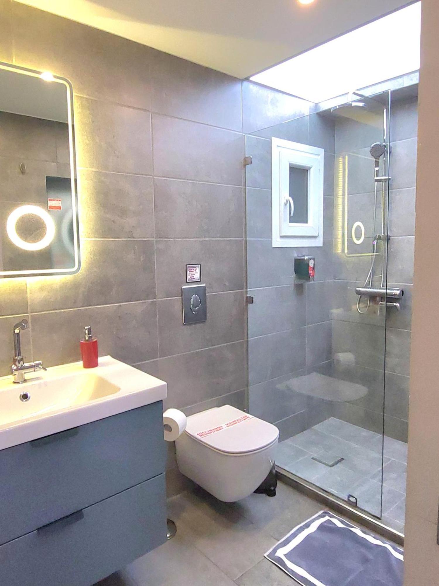 “Zeus”, Stylish Luxury Business Suite In The Heart Of Athens. Exteriér fotografie